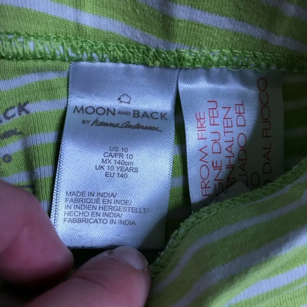 Hanna Andersson Moon and Back green dinosaur pajamas size 140 or US 10